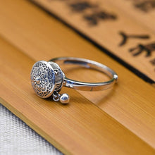 Afbeelding in Gallery-weergave laden, Buddhist Tibetan Prayer Wheel Ring OM Mantra Lotus Floral Ring
